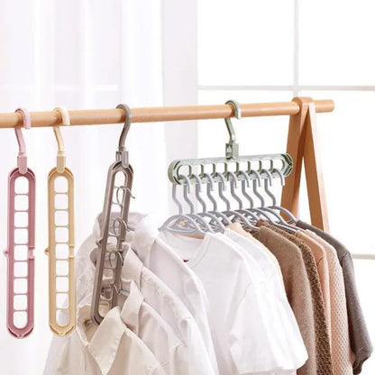9-Hole Space Saving Hanger, 360° Rotatable